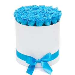 24 pcs of beautiful Blue Roses in A Box
